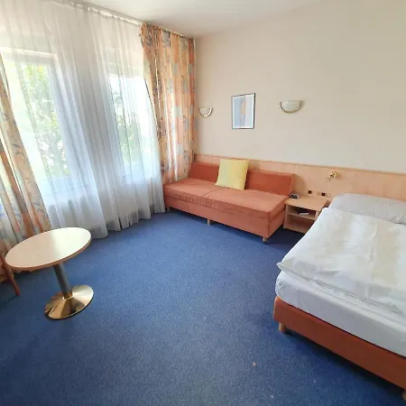 Hotell Nonstop