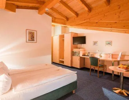 Nonstop Hotell Riedstadt