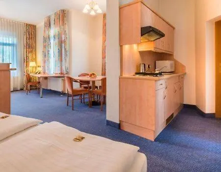 Nonstop Hotell Riedstadt