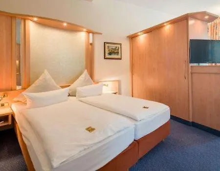 Hotell Nonstop Riedstadt